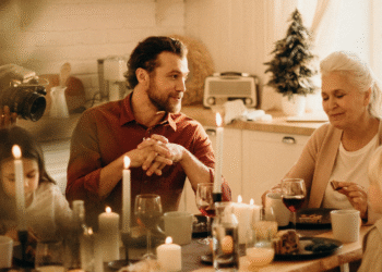 how to tell your friends and family about cbd